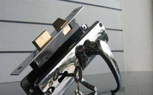 洛陽換鎖公司(24小時換鎖電話)