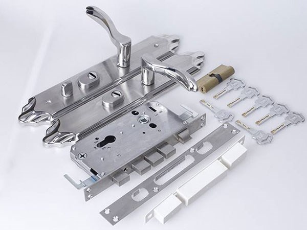 商丘開鎖公司收費標準（上門修鎖公司電話）