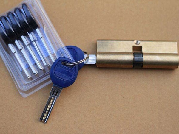 開(kāi)州區(qū)開(kāi)鎖服務(wù)（正規(guī)換鎖公司）