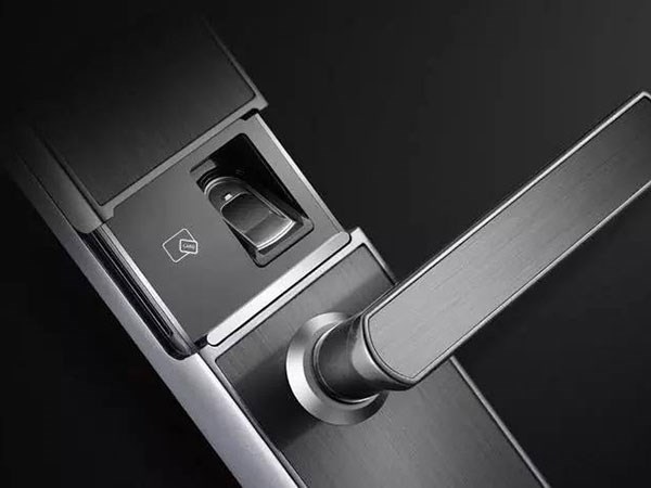 洛陽正規(guī)換鎖公司（附近開鎖）