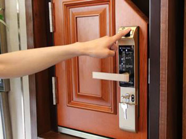 金水區(qū)保險(xiǎn)柜開鎖(換鎖芯正規(guī)公司)